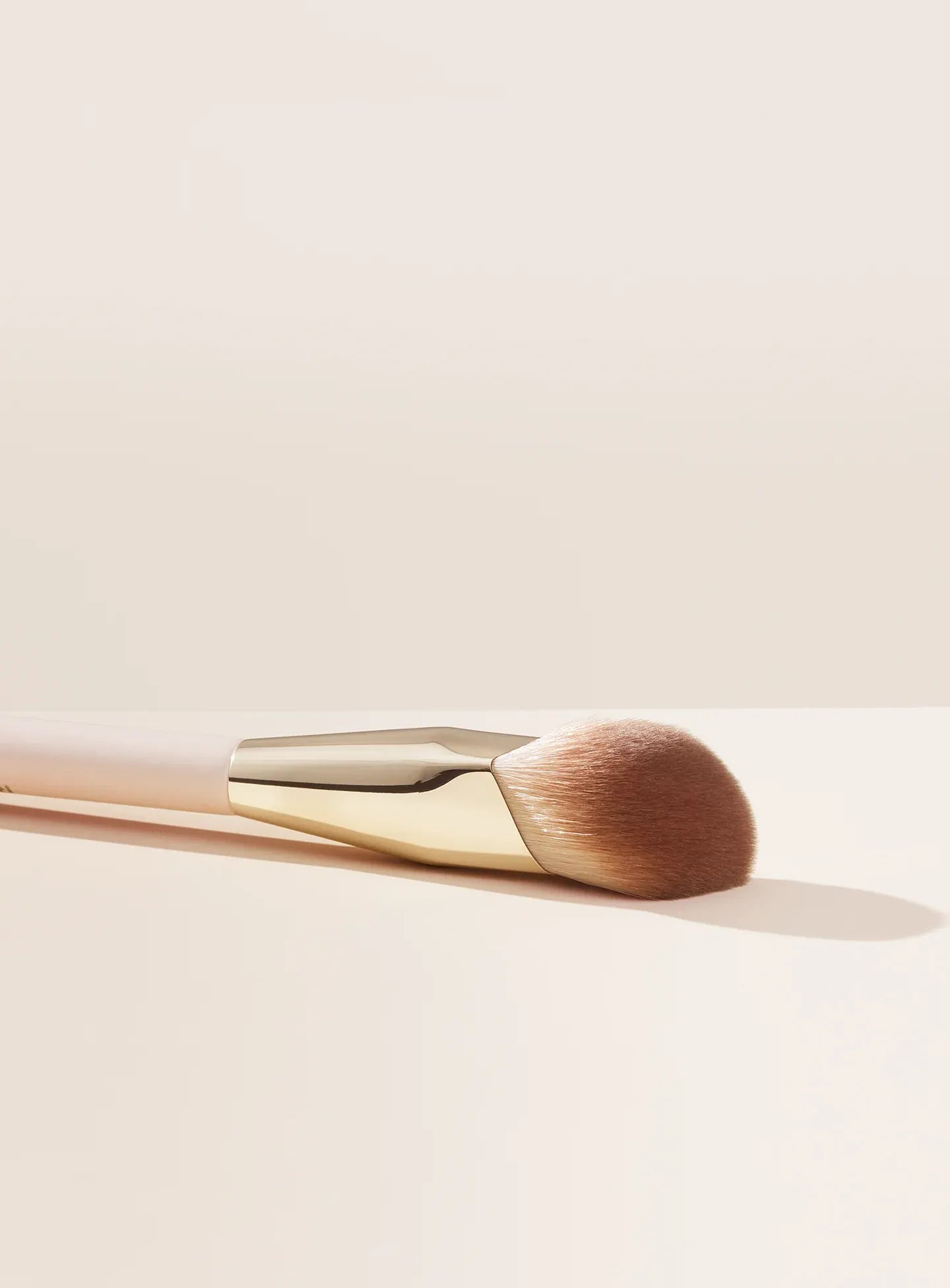 Liquid touch foundation brush